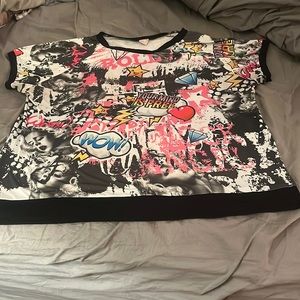 Women’s Graphic Top